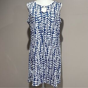 Women’s Keyhole Neckline Sleeveless Dress